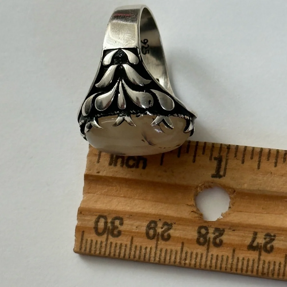 925 Silver size 10.75 white / grey stone ring